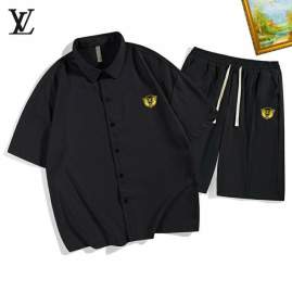 Picture of LV Shirt Pant Suits _SKULVM-3XL25tx32123231